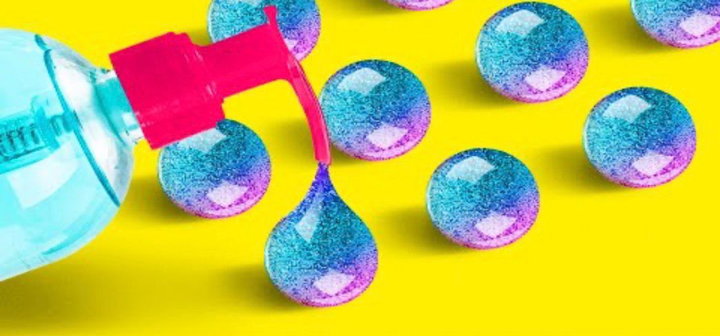 17 COLORFUL CRAFTS FOR BORING DAYS